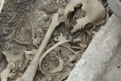 30 ans d'existence pour le stage d’archéologie funéraire (1984-2014)
